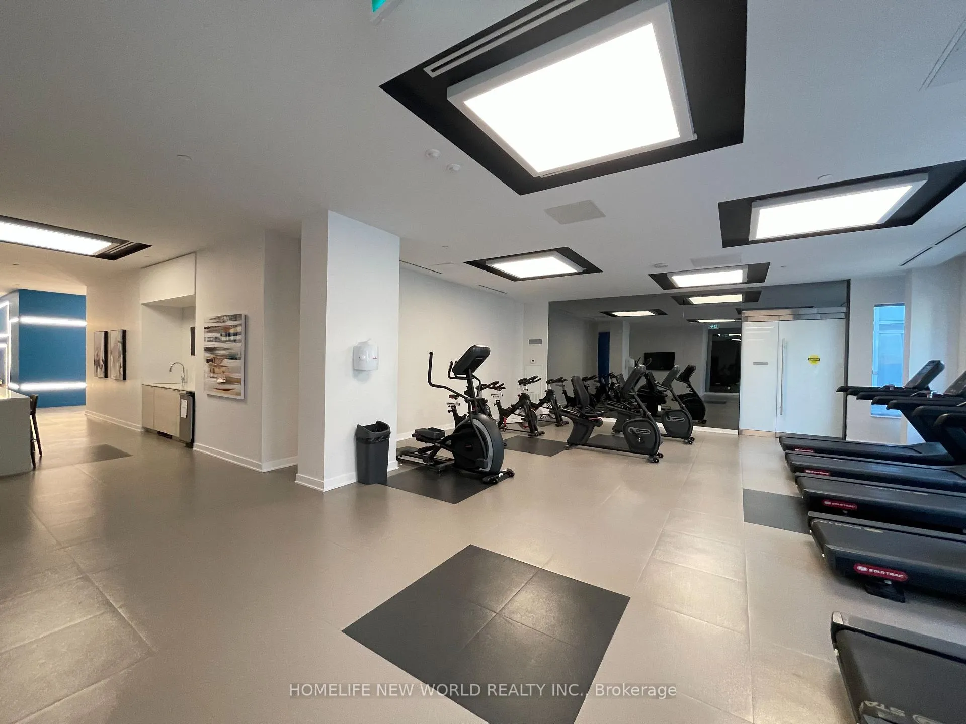 Photo 14 of Unit 709, 195 Redpath Avenue, Toronto, Mount Pleasant West — HOMEH