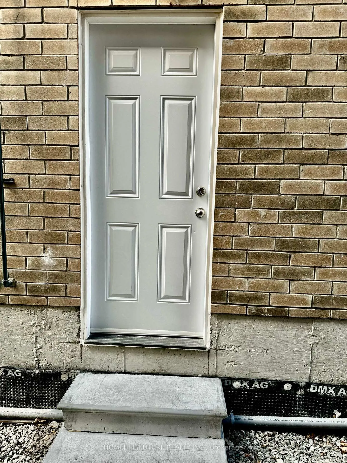 Photo 1 of Unit BSMT, 1121 Cameo Street, Pickering, Rural Pickering — HOMEH