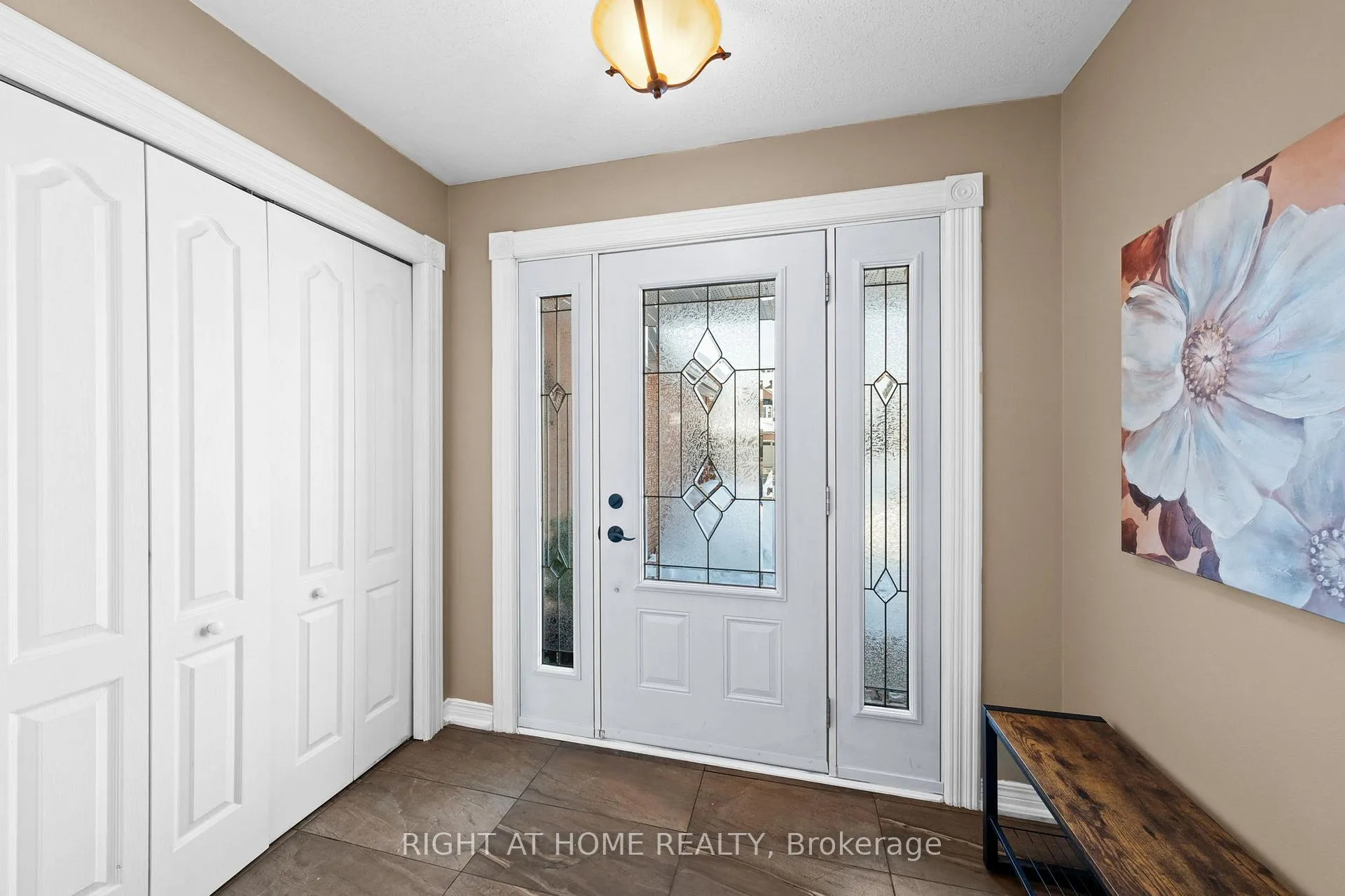 Photo 4 of 21 Slade Crescent, Ottawa, Kanata - Kanata Lakes/Heritage Hills — HOMEH