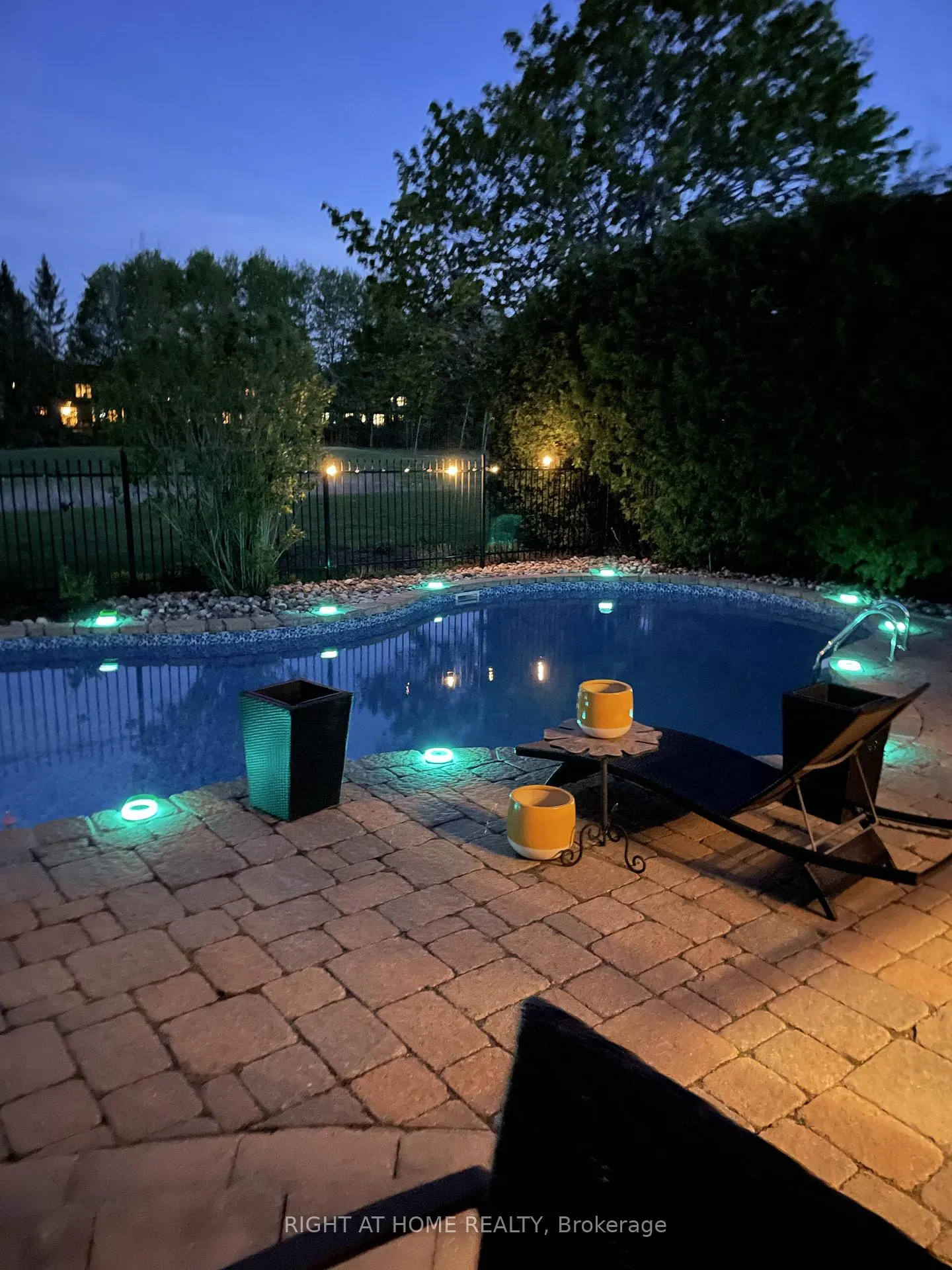 Photo 49 of 21 Slade Crescent, Ottawa, Kanata - Kanata Lakes/Heritage Hills — HOMEH