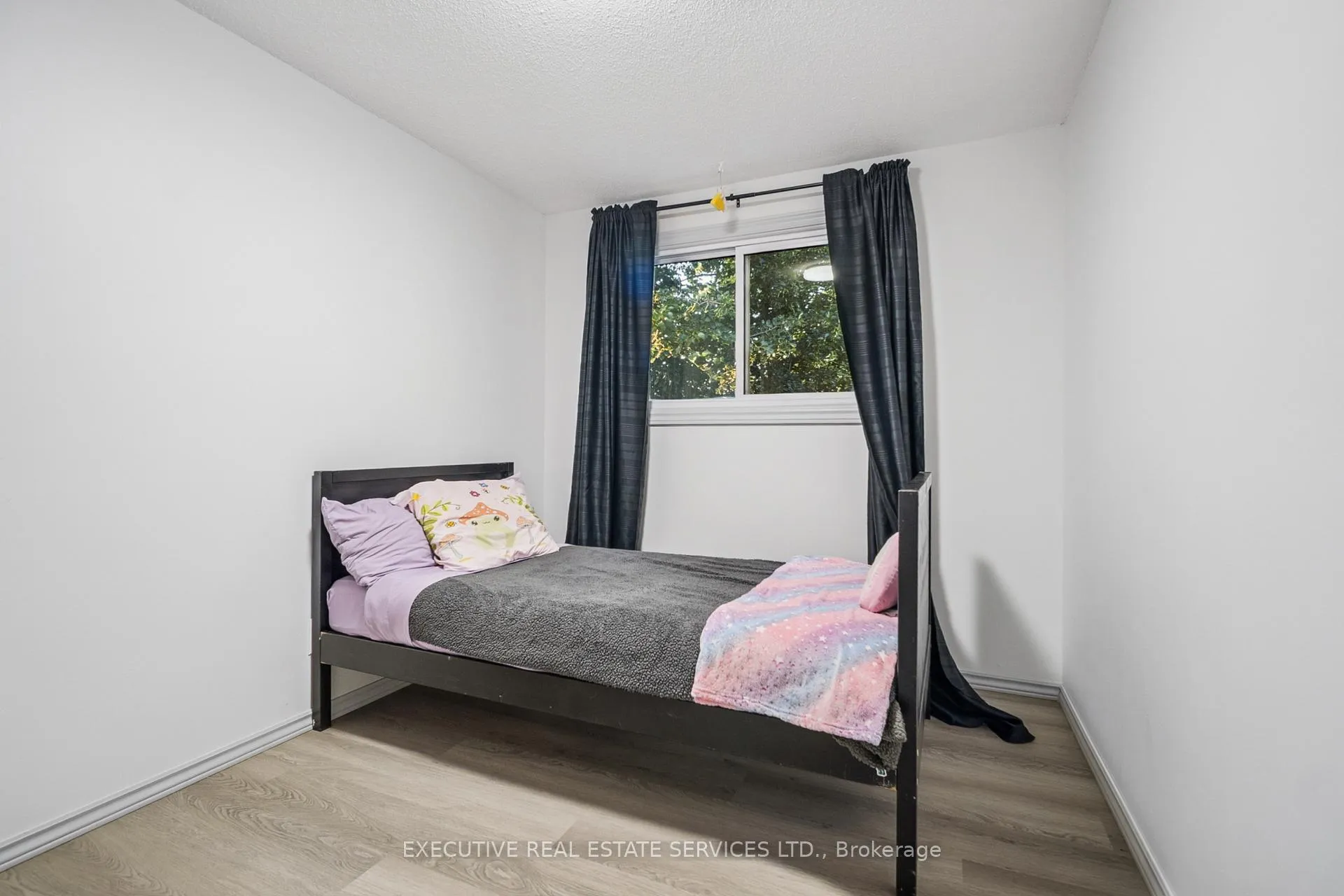 Photo 7 of Unit 22, 100 Bluevale Street N, Waterloo — HOMEH