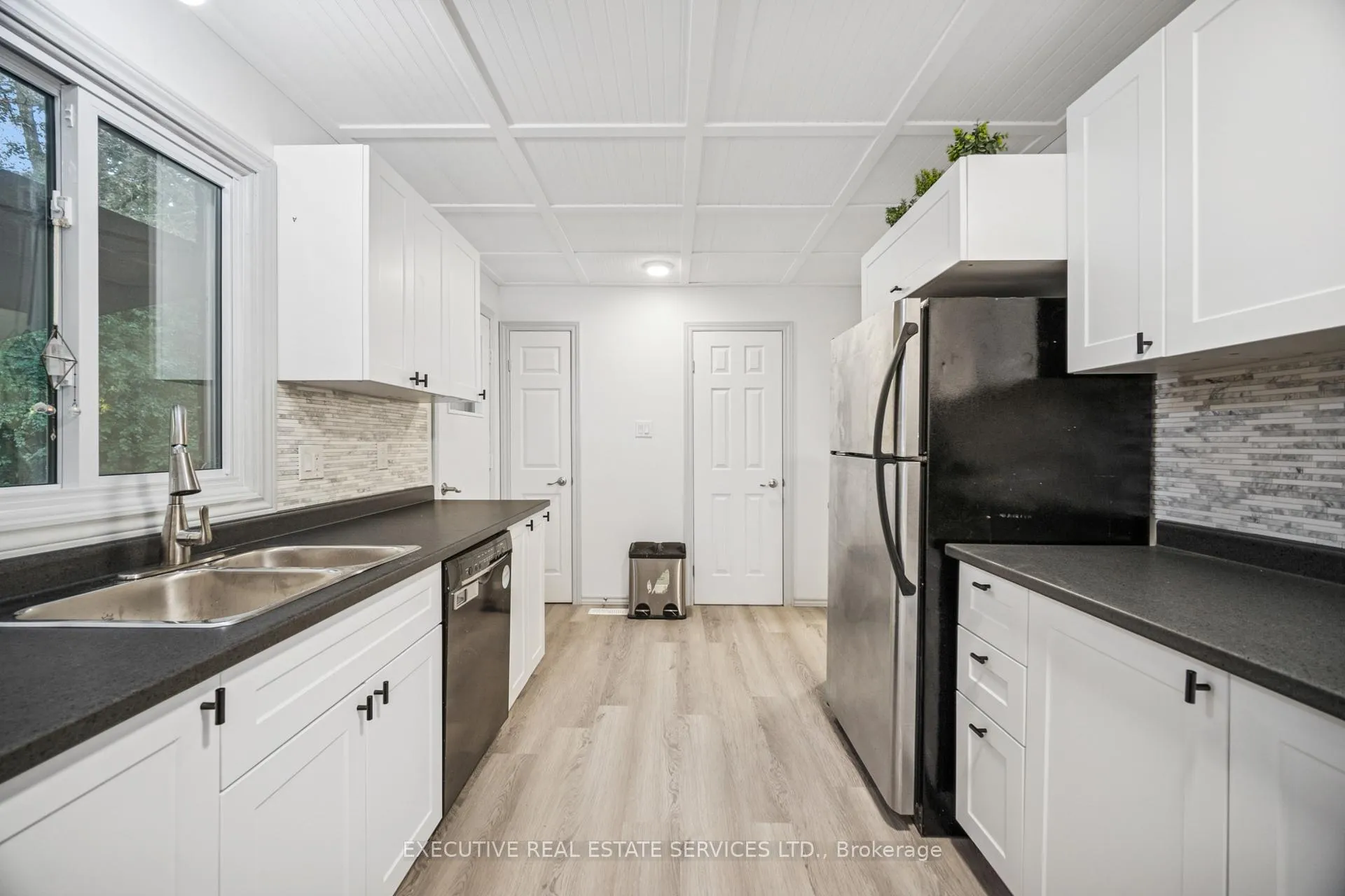 Photo 19 of Unit 22, 100 Bluevale Street N, Waterloo — HOMEH
