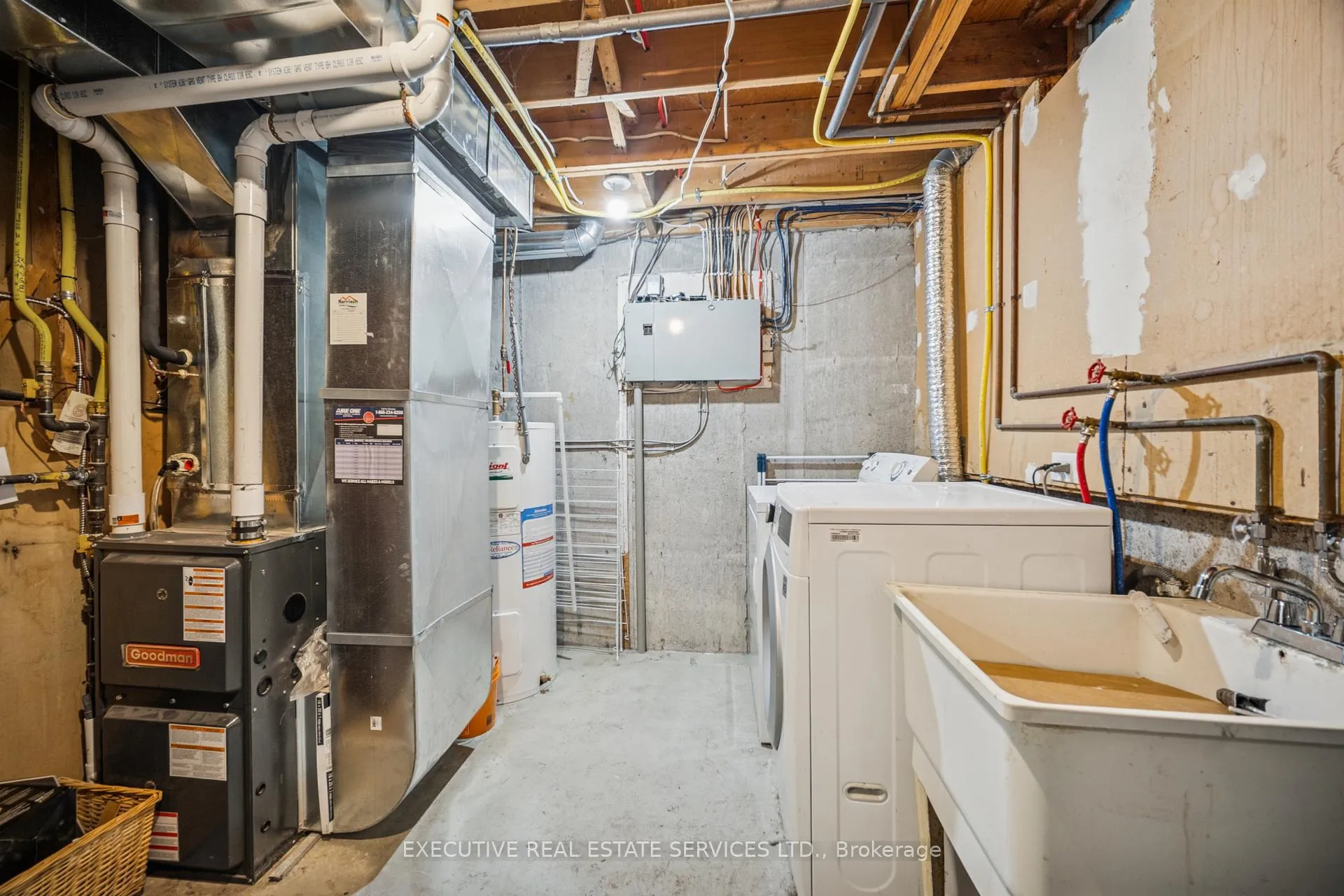 Photo 31 of Unit 22, 100 Bluevale Street N, Waterloo — HOMEH