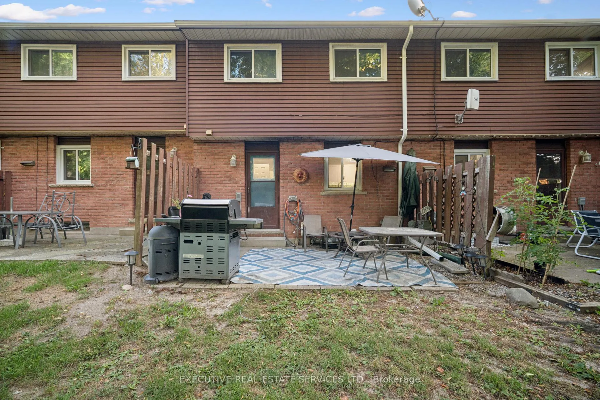 Photo 32 of Unit 22, 100 Bluevale Street N, Waterloo — HOMEH