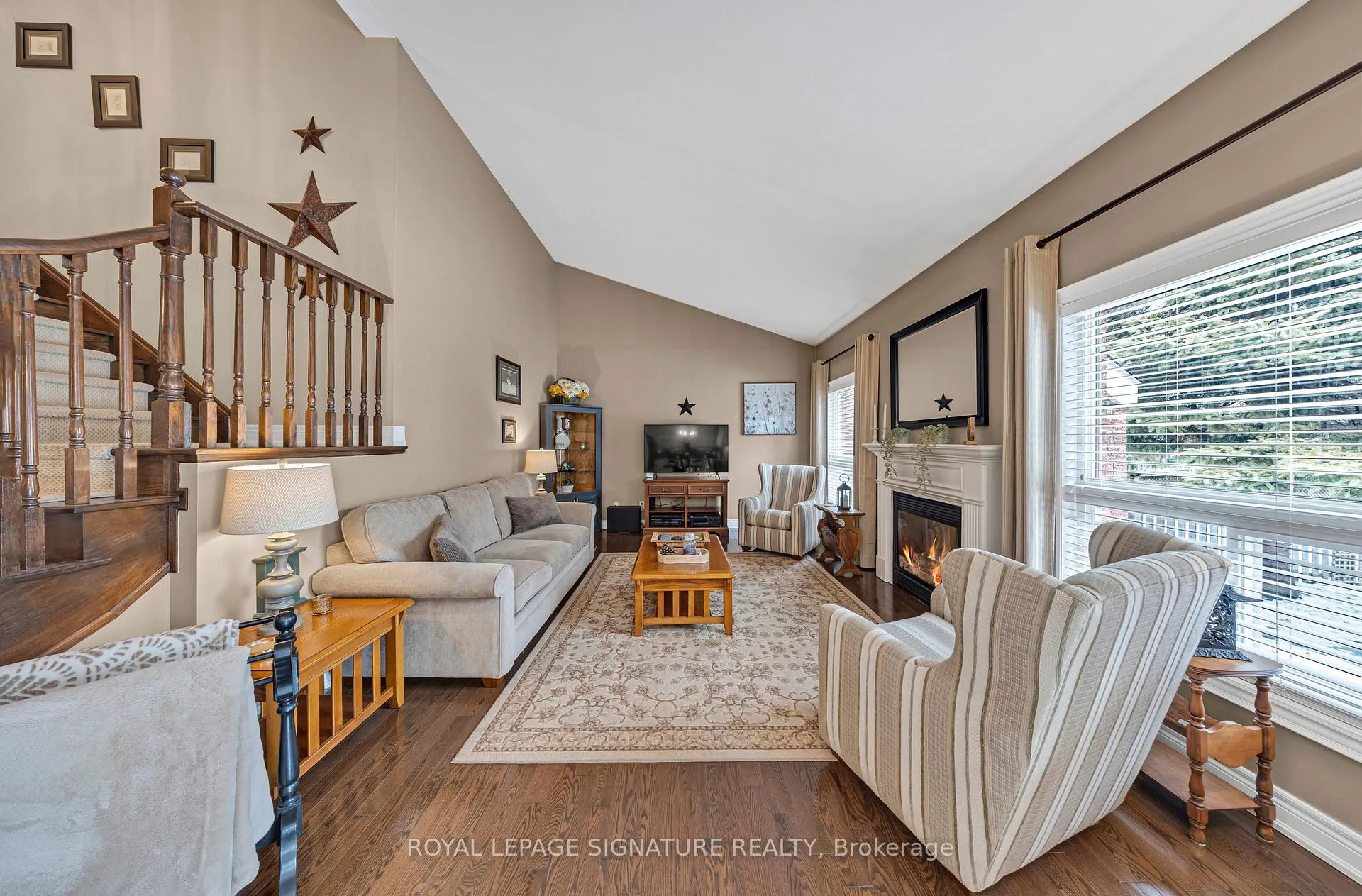 Photo 11 of 473A Oakwood Drive, Pickering, Rosebank — HOMEH