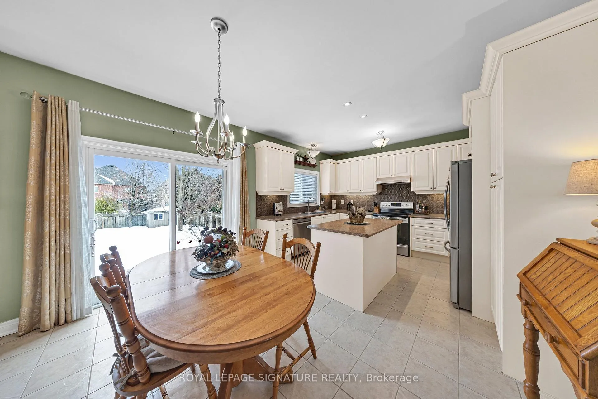 Photo 16 of 473A Oakwood Drive, Pickering, Rosebank — HOMEH