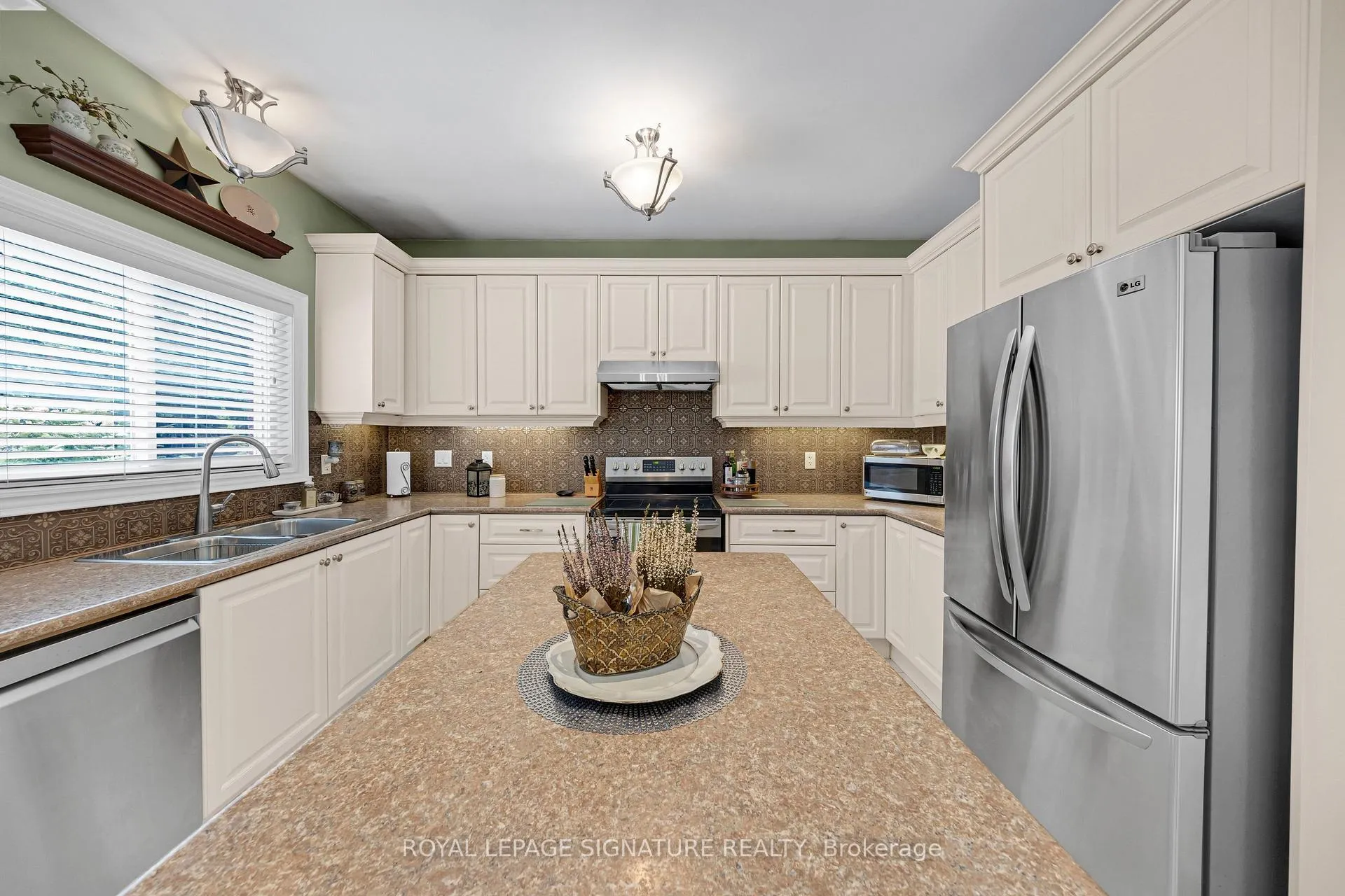 Photo 18 of 473A Oakwood Drive, Pickering, Rosebank — HOMEH