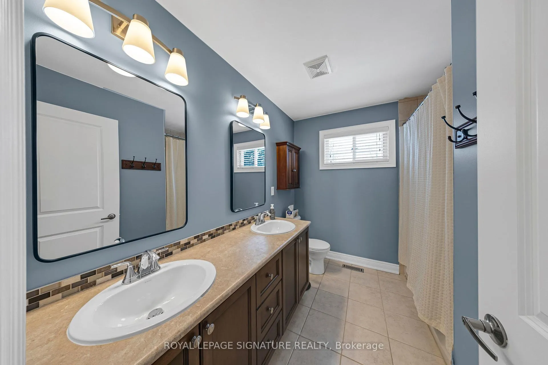 Photo 29 of 473A Oakwood Drive, Pickering, Rosebank — HOMEH