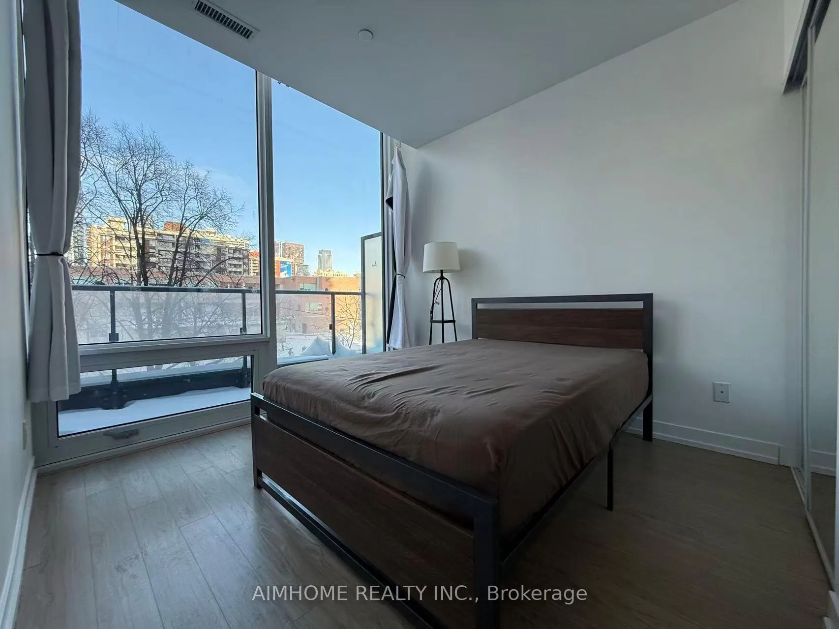 Photo 8 of Unit 305, 85 Wood Street, Toronto, Church-Yonge Corridor — HOMEH