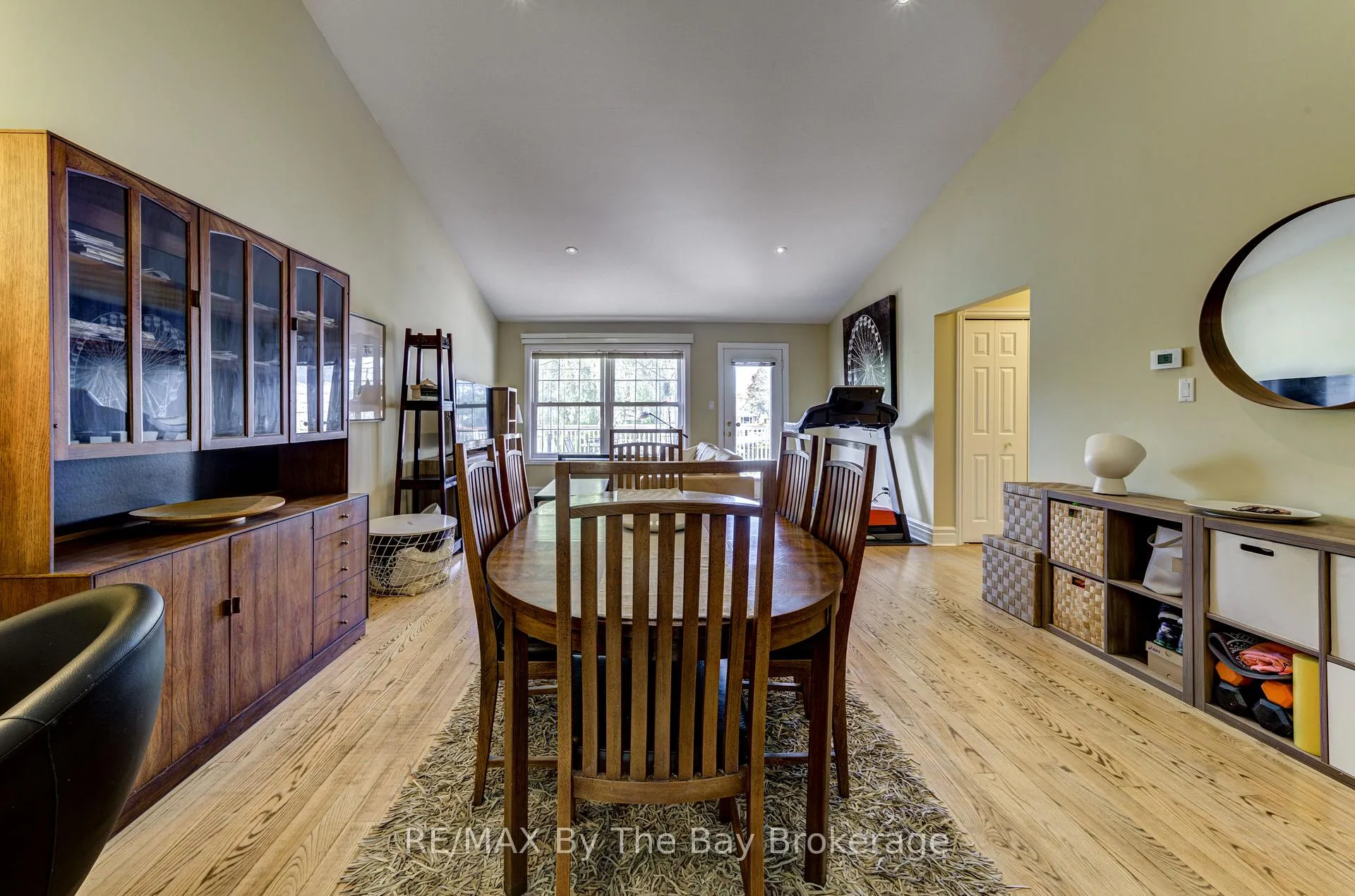 Photo 6 of 1902 River Road W, Wasaga Beach — HOMEH