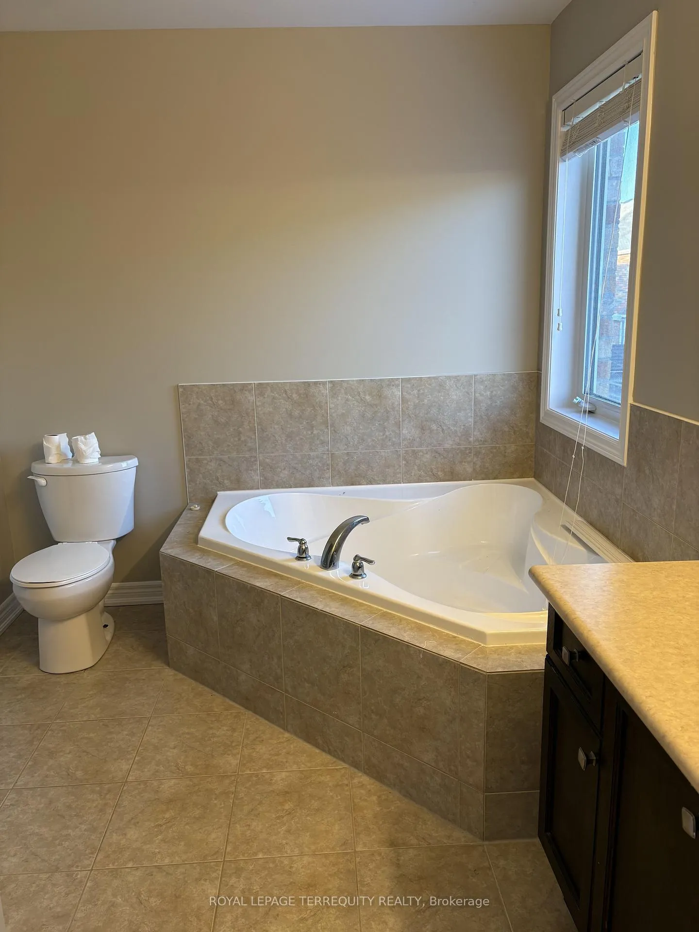 Photo 34 of 11 Prebble Drive, Markham, Wismer — HOMEH