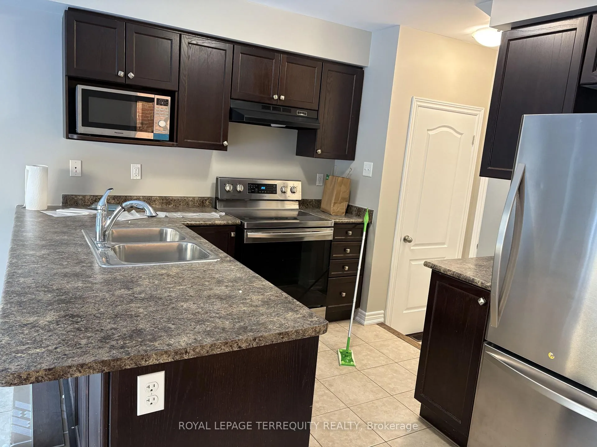 Photo 40 of 11 Prebble Drive, Markham, Wismer — HOMEH