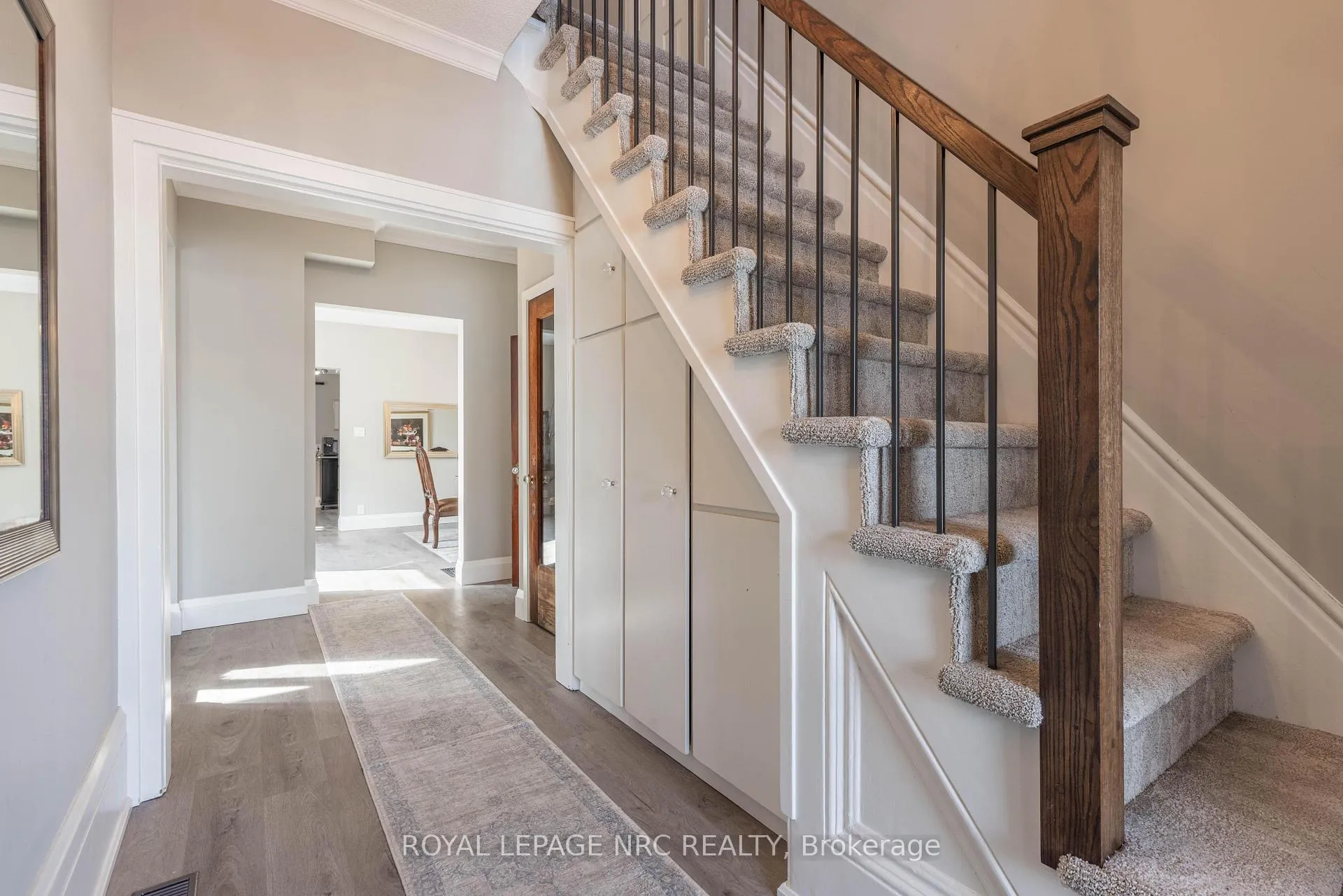 Photo 4 of 49 Welland Street S, Thorold, Thorold Downtown — HOMEH
