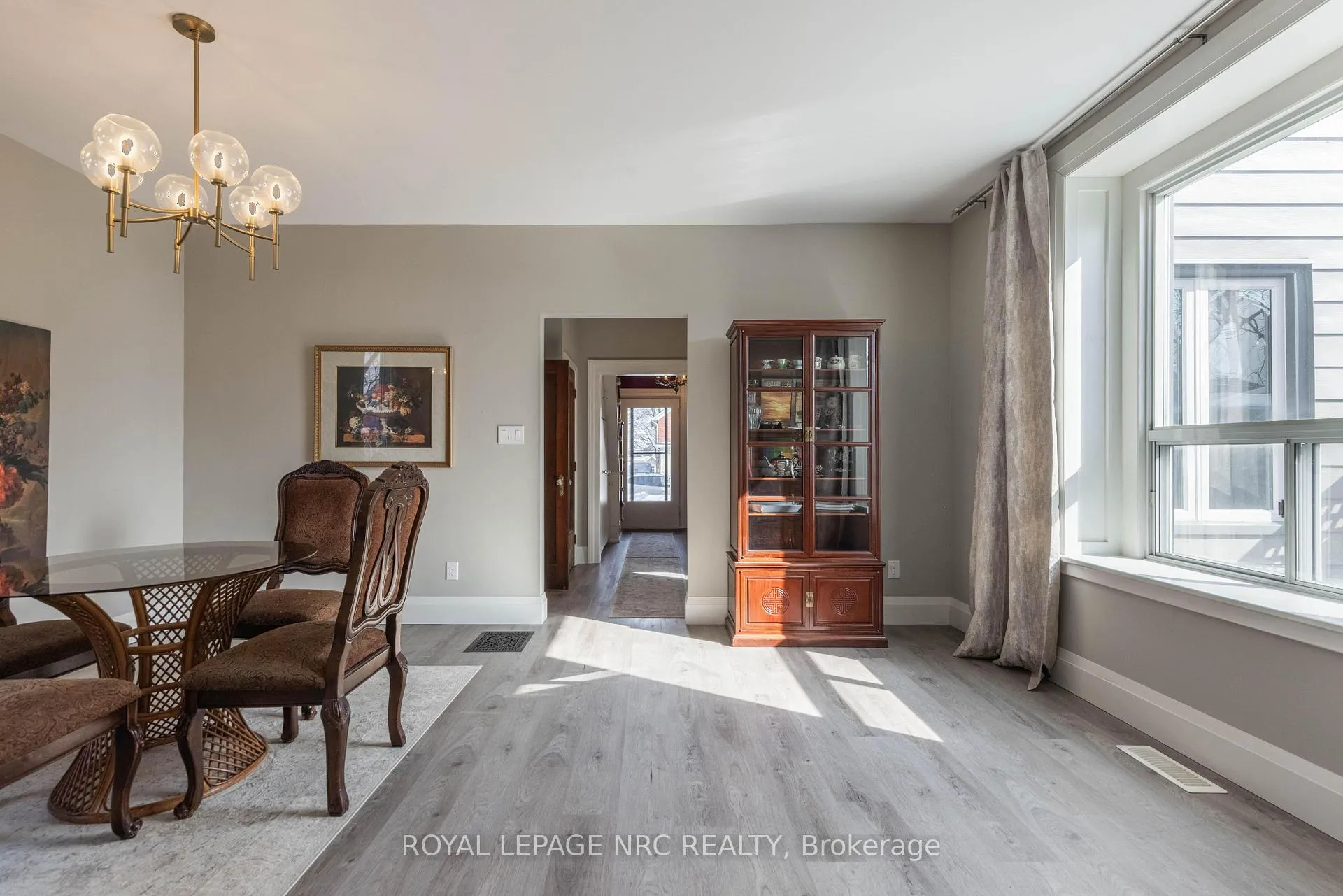 Photo 13 of 49 Welland Street S, Thorold, Thorold Downtown — HOMEH