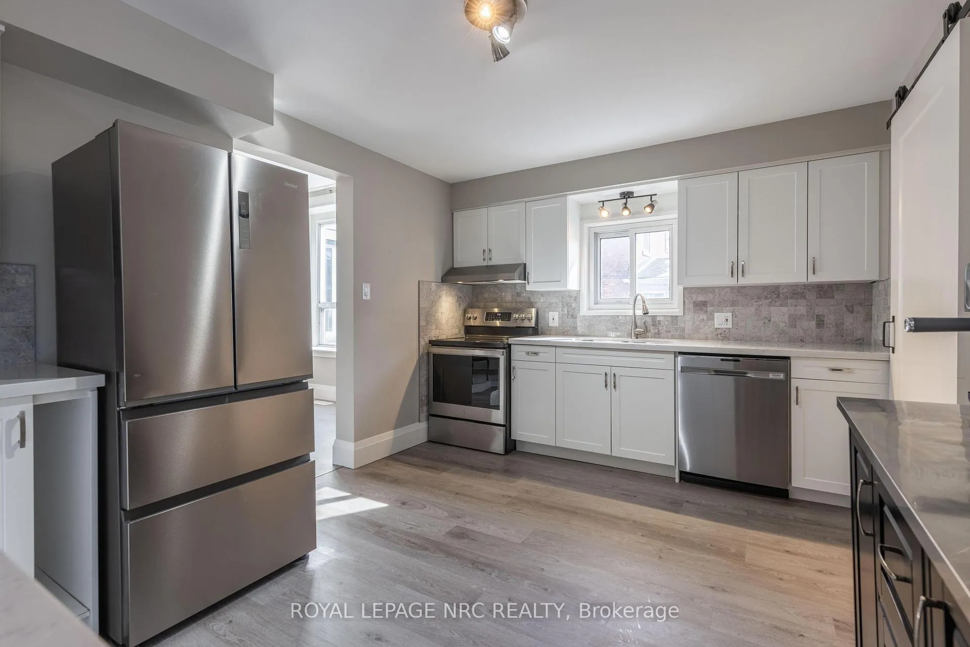 Photo 14 of 49 Welland Street S, Thorold, Thorold Downtown — HOMEH