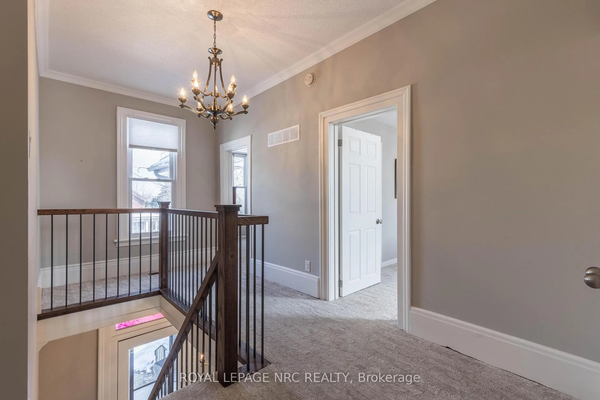 Photo 18 of 49 Welland Street S, Thorold, Thorold Downtown — HOMEH