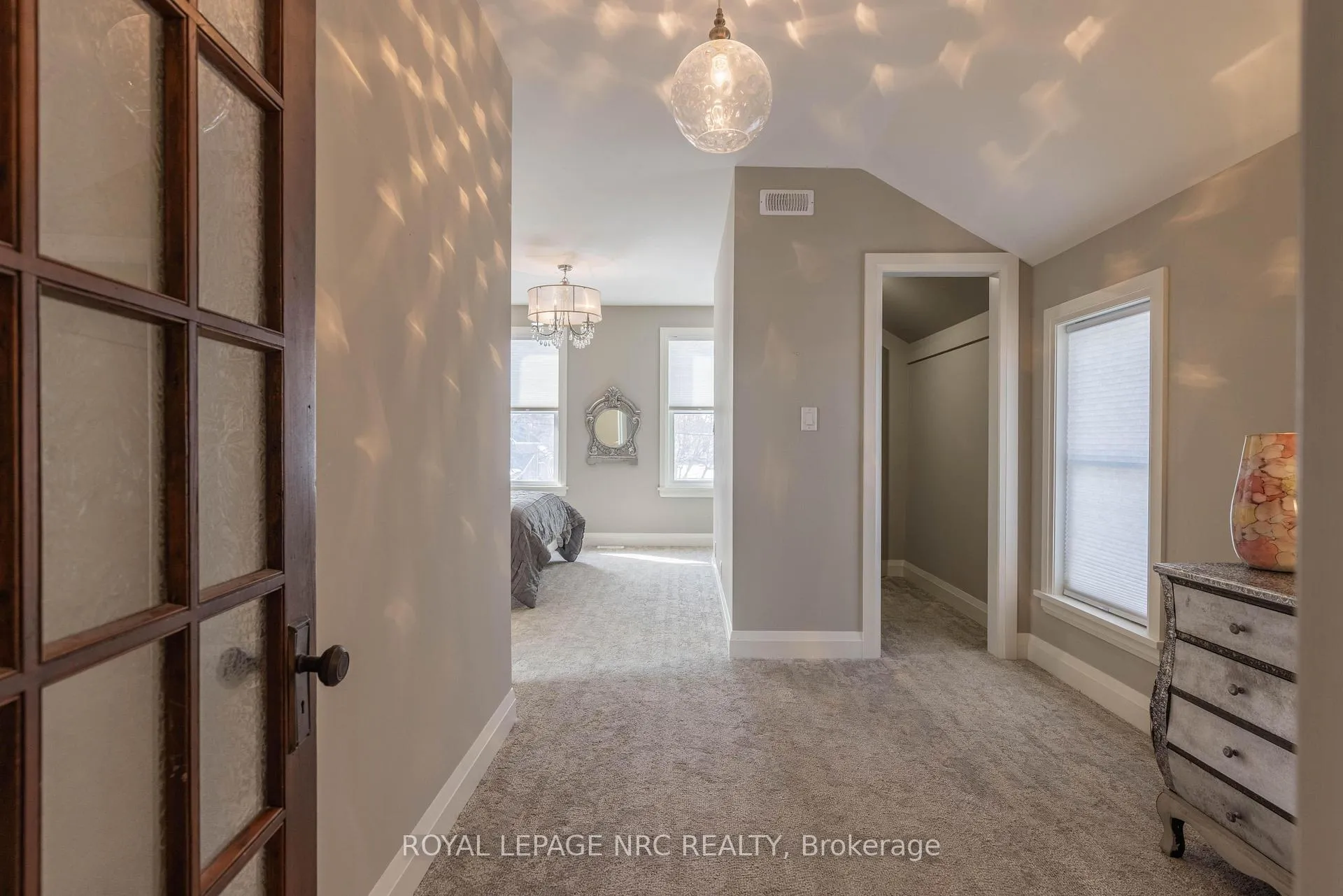 Photo 19 of 49 Welland Street S, Thorold, Thorold Downtown — HOMEH