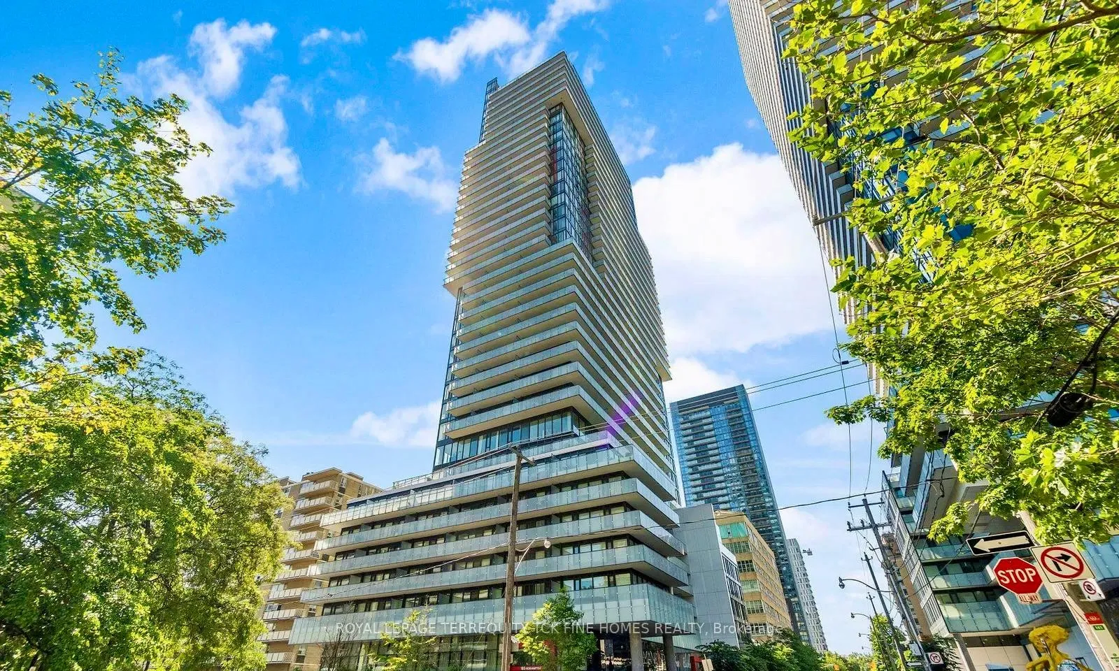 Photo 1 of Unit 1803, 185 Roehampton Avenue, Toronto, Mount Pleasant West — HOMEH