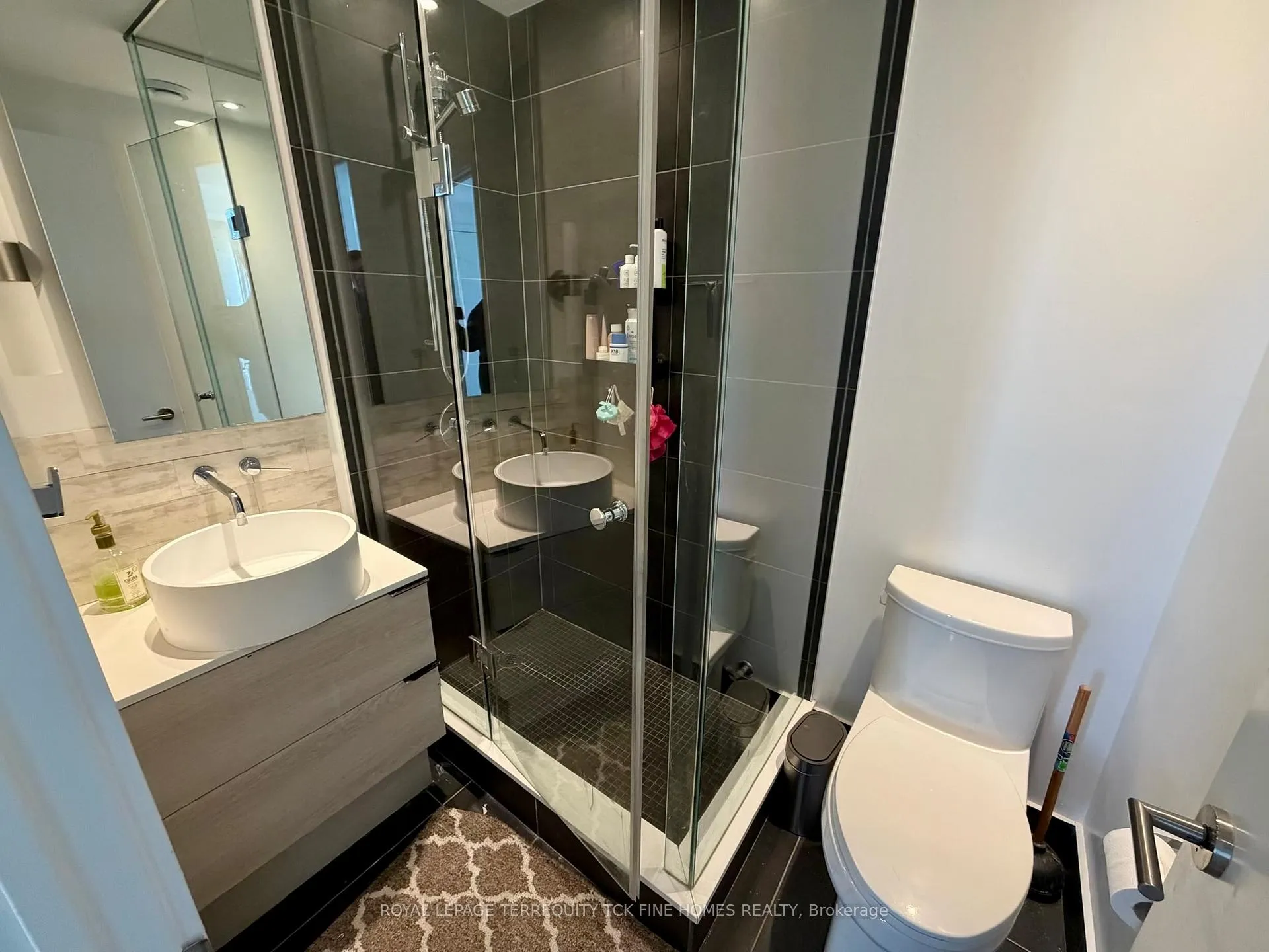Photo 13 of Unit 1803, 185 Roehampton Avenue, Toronto, Mount Pleasant West — HOMEH
