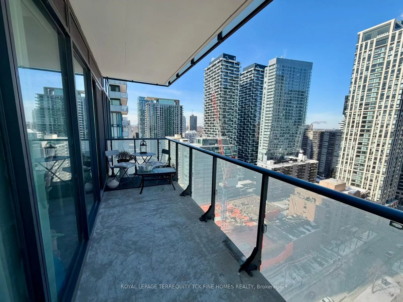 Photo 14 of Unit 1803, 185 Roehampton Avenue, Toronto, Mount Pleasant West — HOMEH