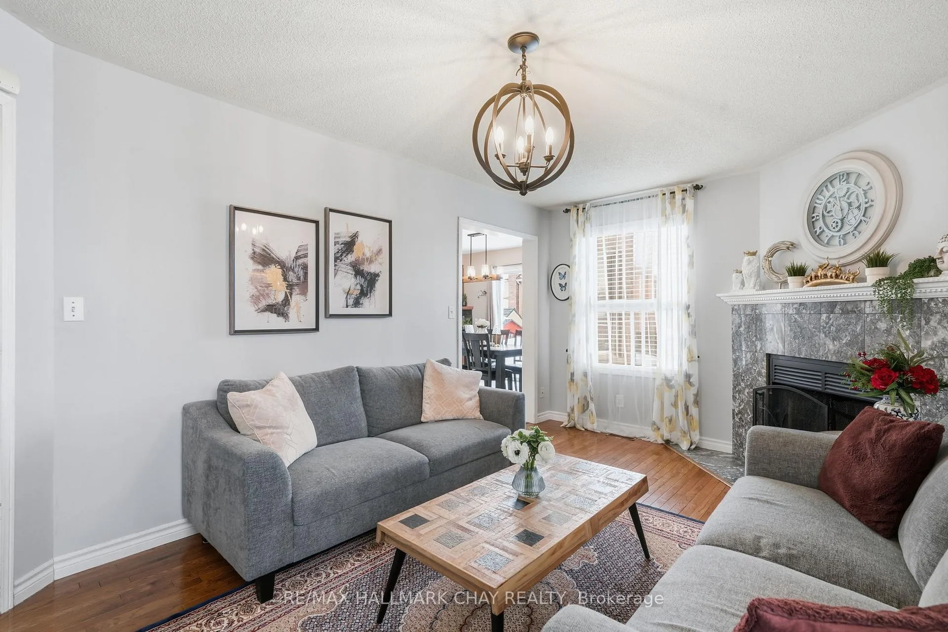 Photo 7 of 9 Grasett Crescent, Barrie, West Bayfield — HOMEH