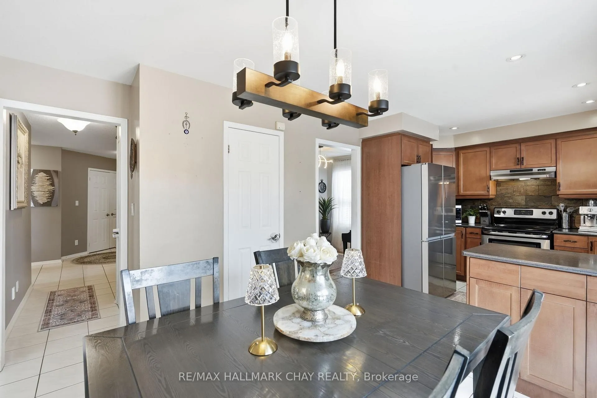 Photo 9 of 9 Grasett Crescent, Barrie, West Bayfield — HOMEH