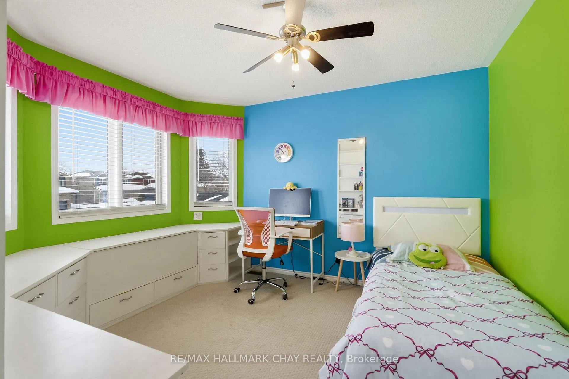 Photo 22 of 9 Grasett Crescent, Barrie, West Bayfield — HOMEH