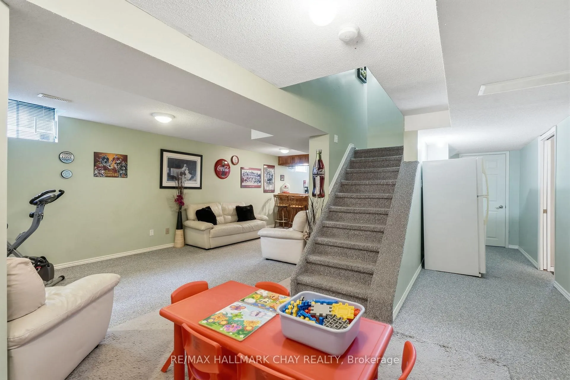 Photo 25 of 9 Grasett Crescent, Barrie, West Bayfield — HOMEH