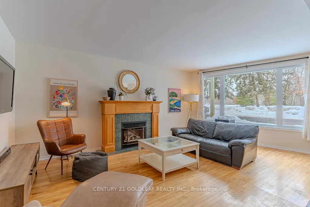 Photo 6 of 1075 North River Road, Ottawa, Overbrook — HOMEH
