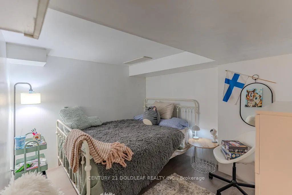 Photo 36 of 1075 North River Road, Ottawa, Overbrook — HOMEH