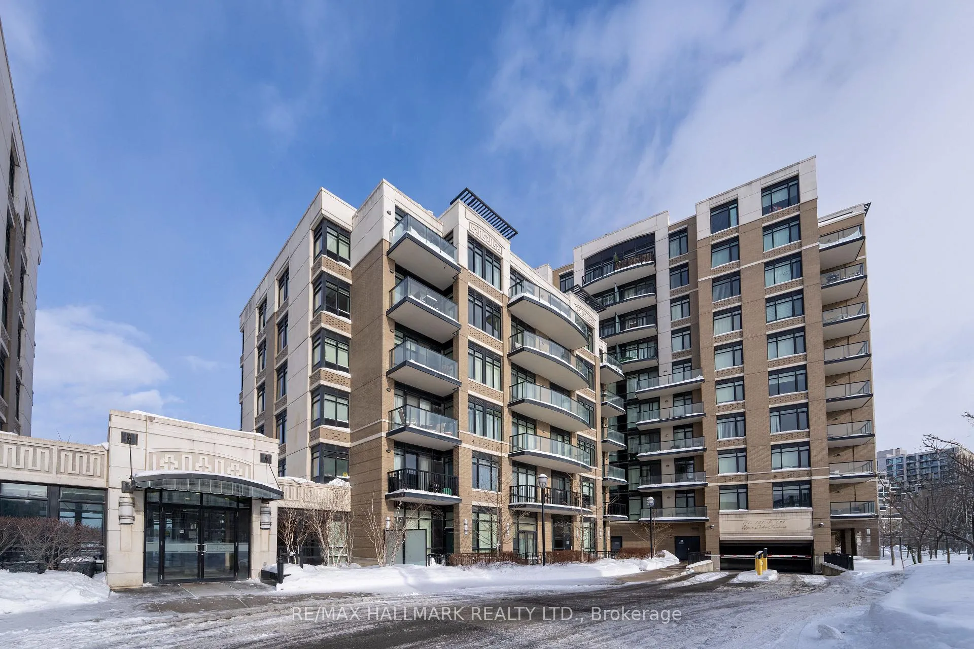 Photo 1 of Unit 803, 131 Upper Duke Crescent, Markham, Unionville — HOMEH