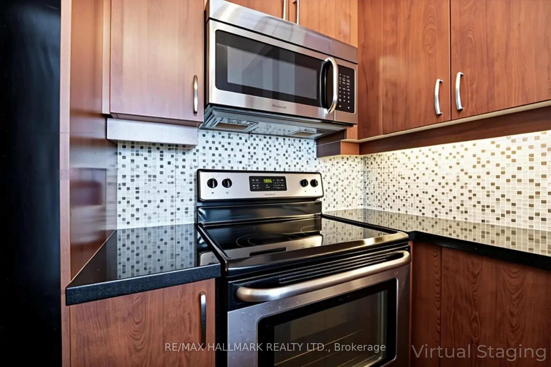 Photo 9 of Unit 803, 131 Upper Duke Crescent, Markham, Unionville — HOMEH