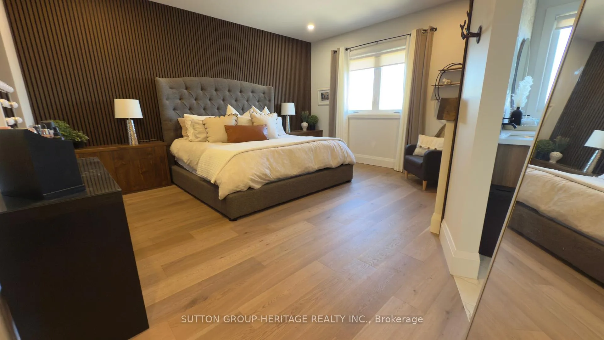 Photo 14 of 16 Coulcliff Boulevard, Scugog, Port Perry — HOMEH