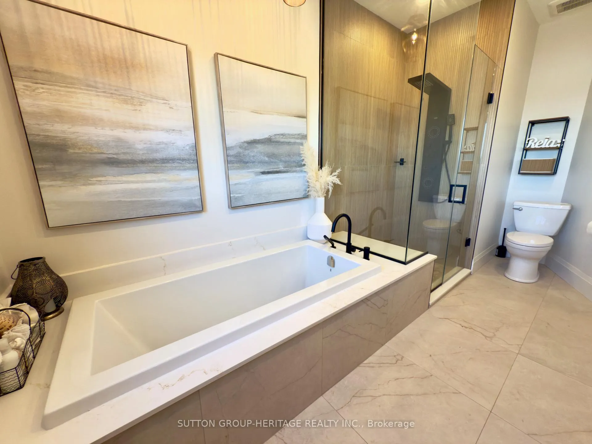 Photo 18 of 16 Coulcliff Boulevard, Scugog, Port Perry — HOMEH