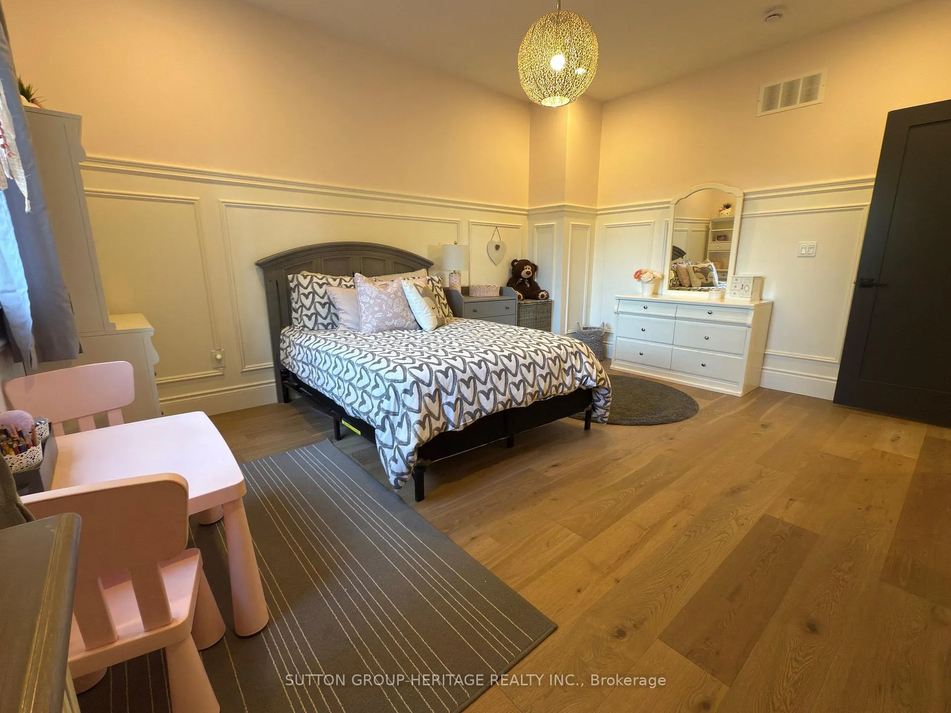 Photo 22 of 16 Coulcliff Boulevard, Scugog, Port Perry — HOMEH