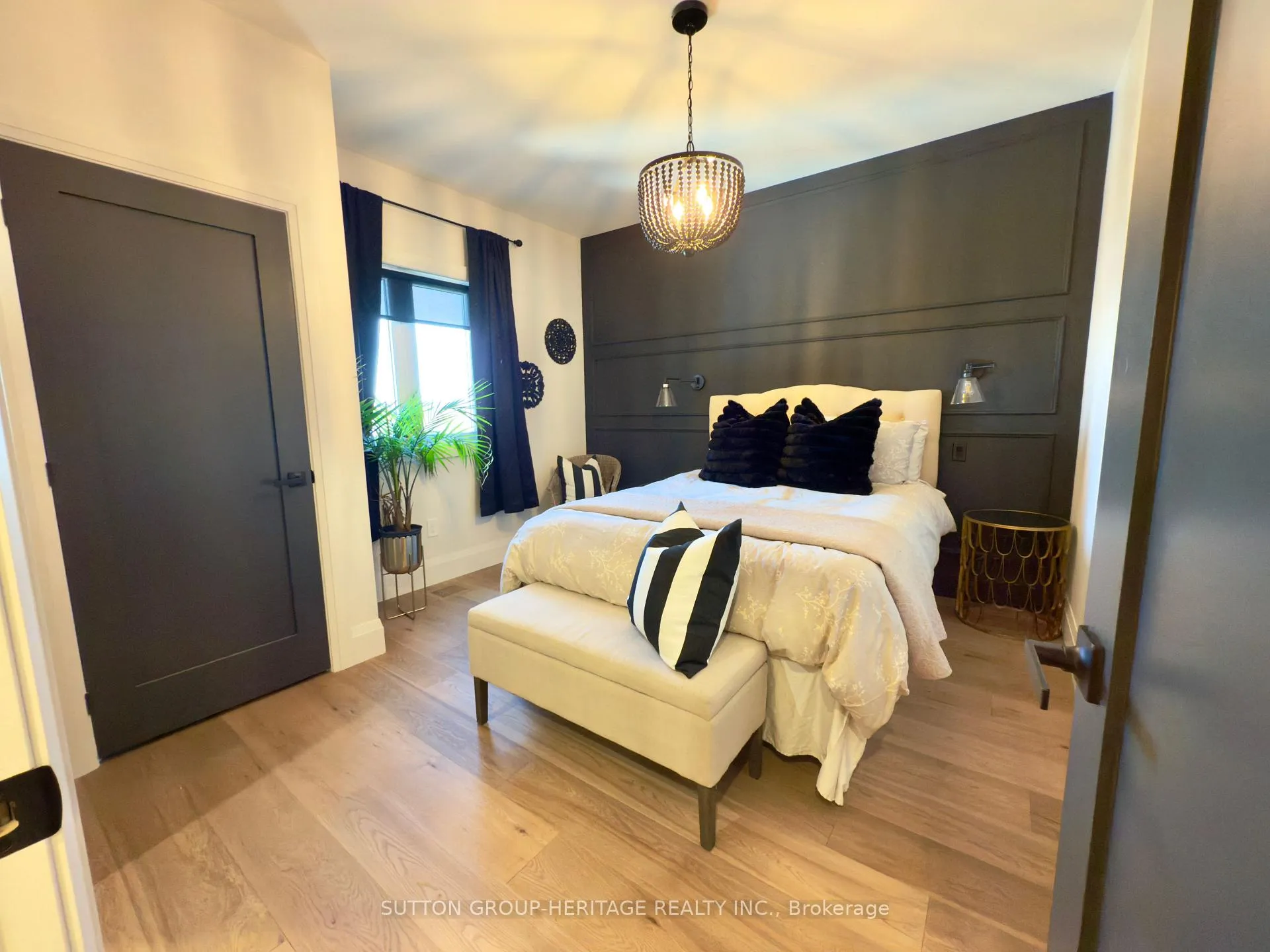 Photo 24 of 16 Coulcliff Boulevard, Scugog, Port Perry — HOMEH