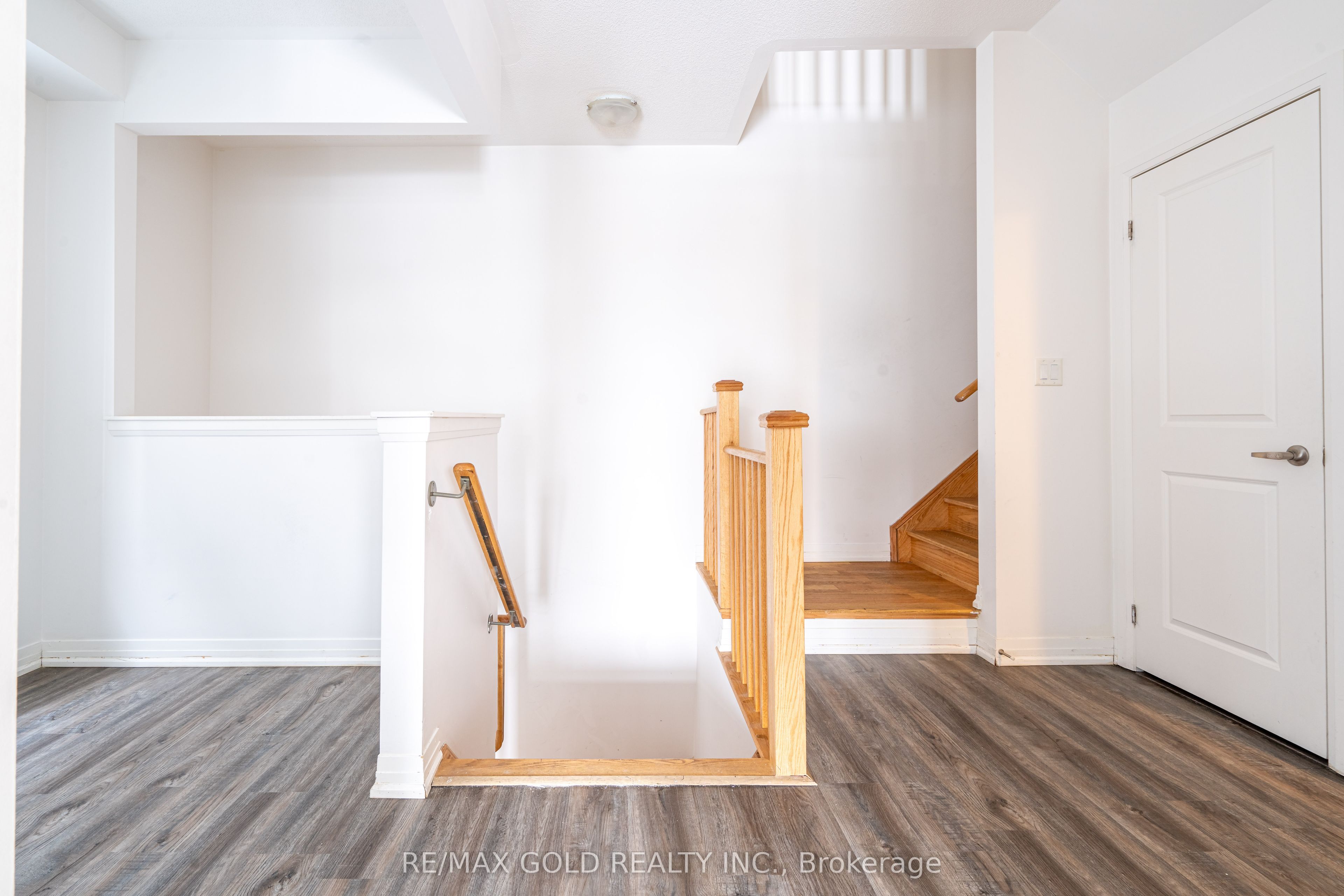 Photo 7 of 18 Haydrop Road, Brampton, Bram East — HOMEH