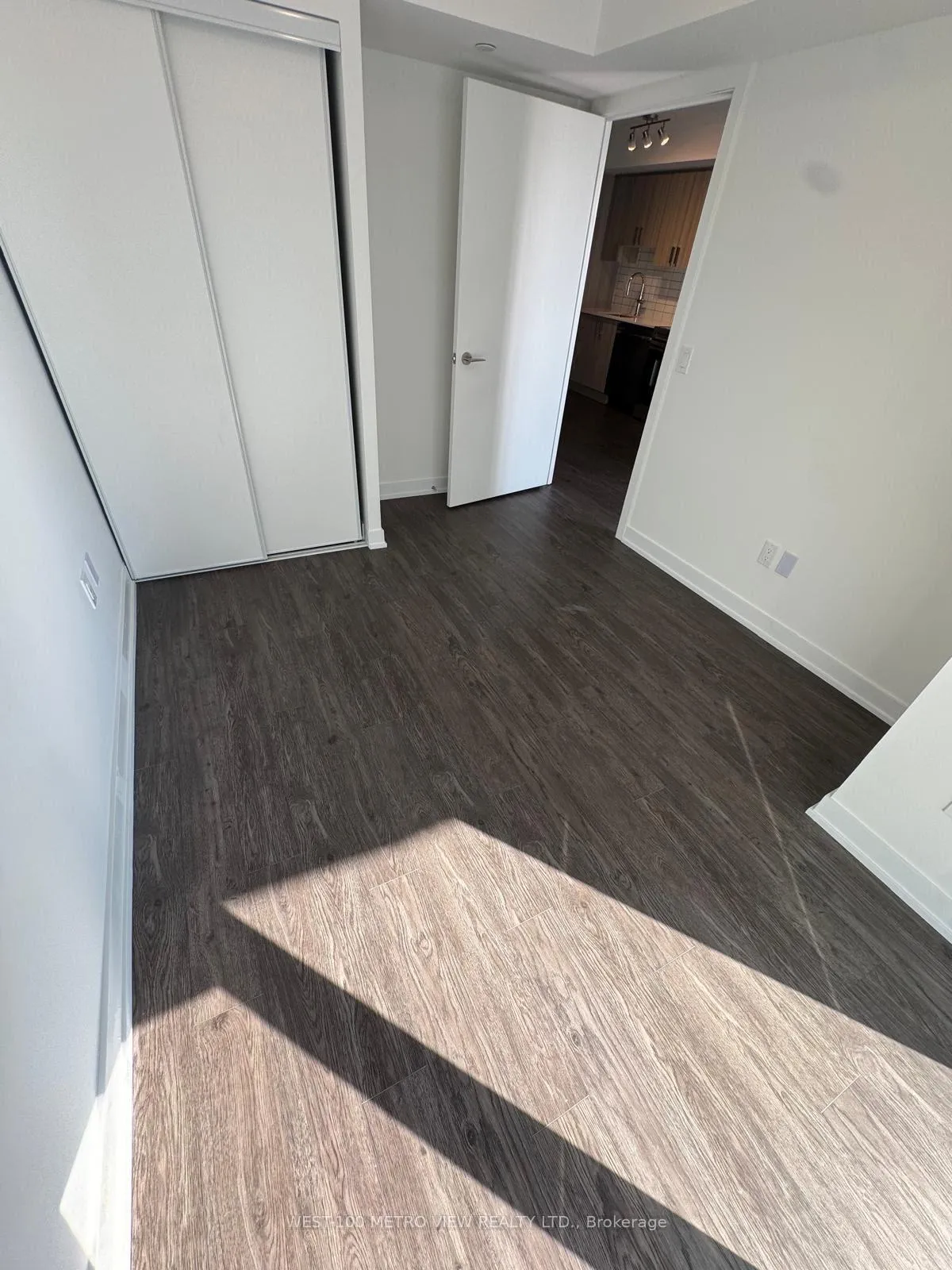 Photo 6 of Unit 610, 1010 Sandy Beach Road, Pickering, Bay Ridges — HOMEH