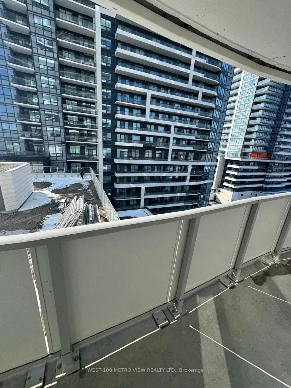 Photo 9 of Unit 610, 1010 Sandy Beach Road, Pickering, Bay Ridges — HOMEH