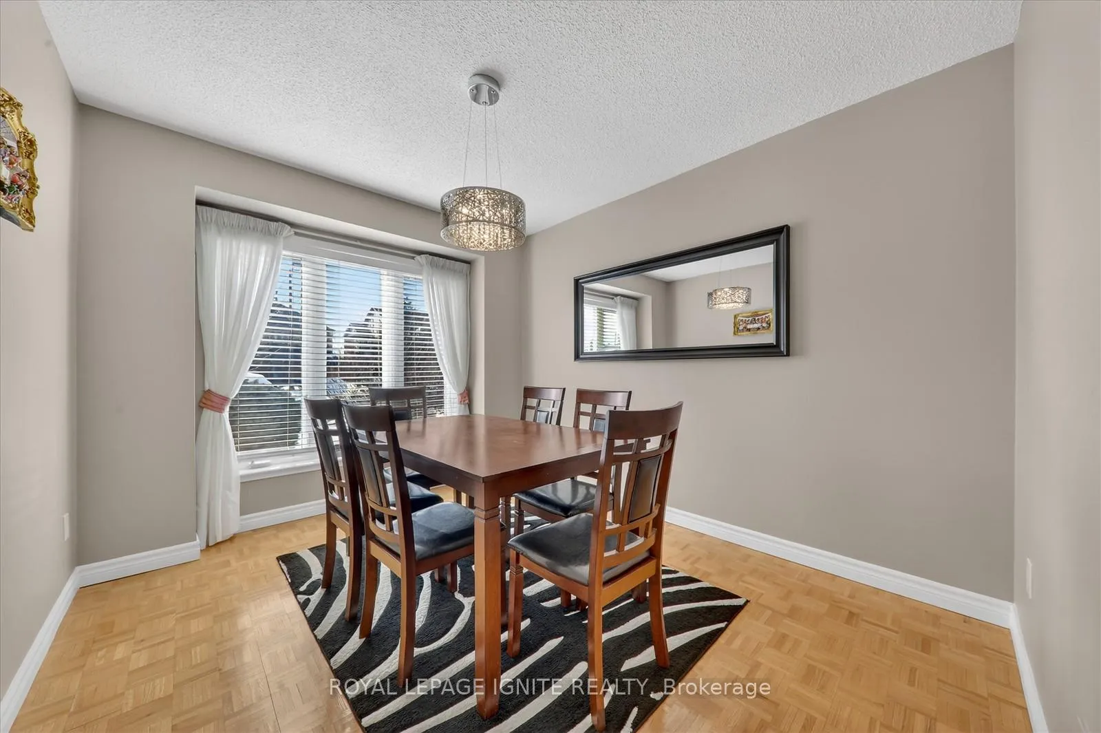 Photo 8 of 136 Chipmunk Crescent, Brampton, Sandringham-Wellington — HOMEH