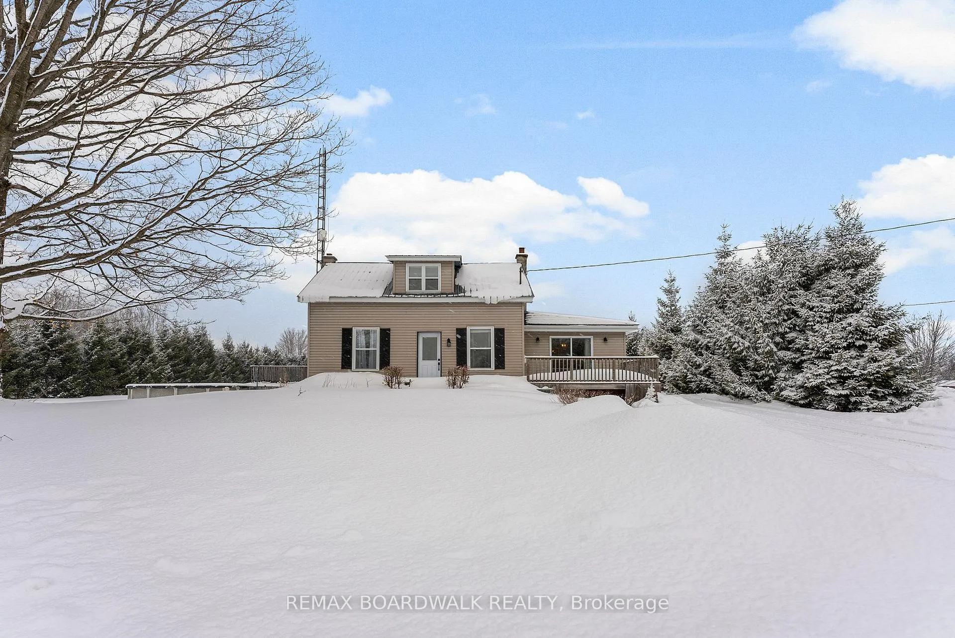 Photo 2 of 2314 Brouseville Road, Edwardsburgh/Cardinal, Edwardsburgh/Cardinal Twp — HOMEH