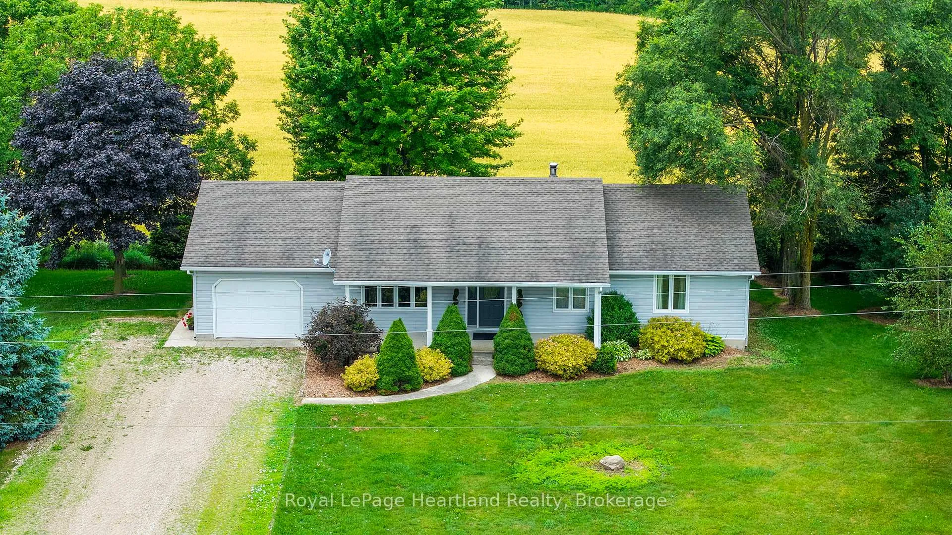 Photo 6 of 9462 Ayton Road, Minto — HOMEH