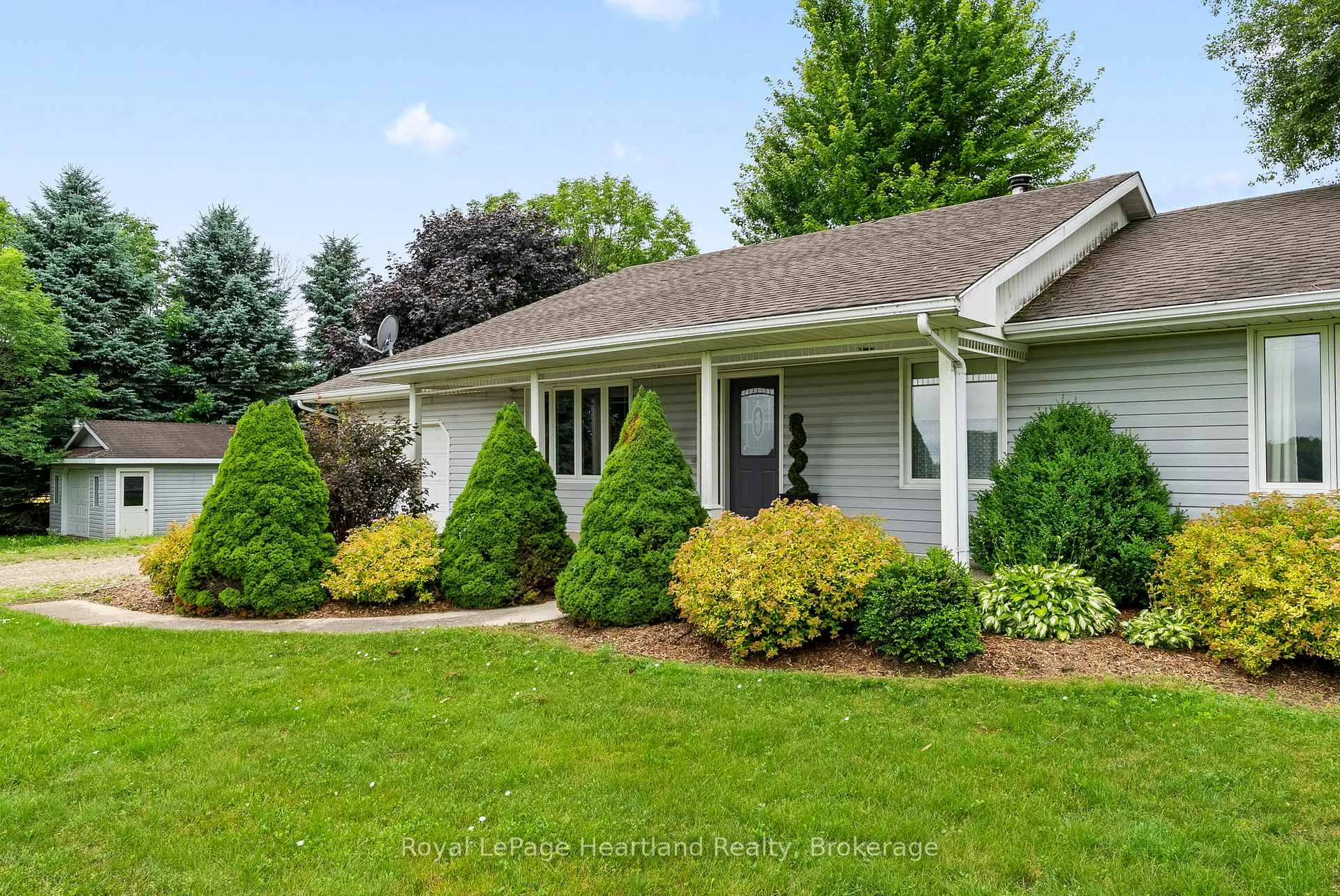 Photo 10 of 9462 Ayton Road, Minto — HOMEH