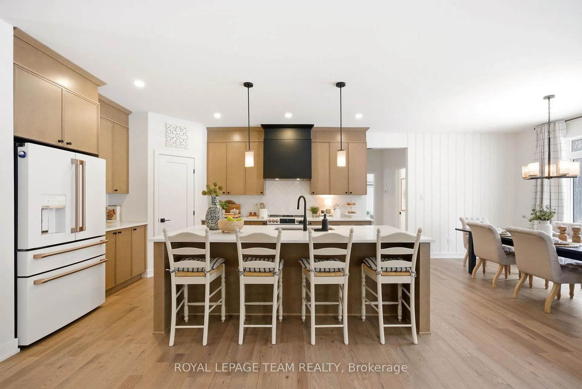 Photo 10 of 124 James Andrew Way, Beckwith, Beckwith Twp — HOMEH