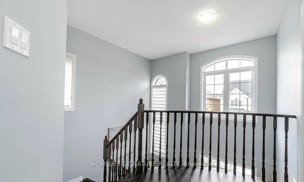 Photo 8 of 11 Monceau Road, Brampton, Northwest Brampton — HOMEH