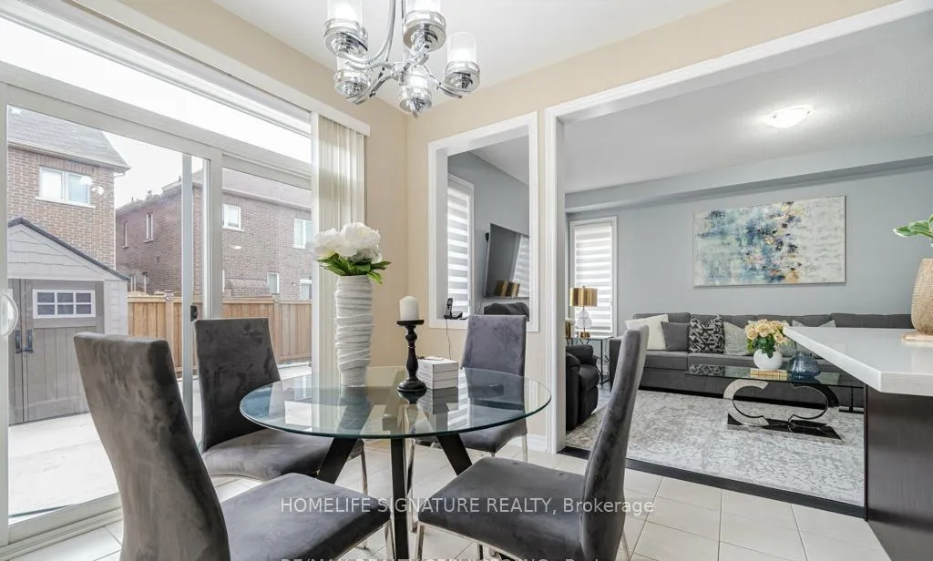 Photo 12 of 11 Monceau Road, Brampton, Northwest Brampton — HOMEH