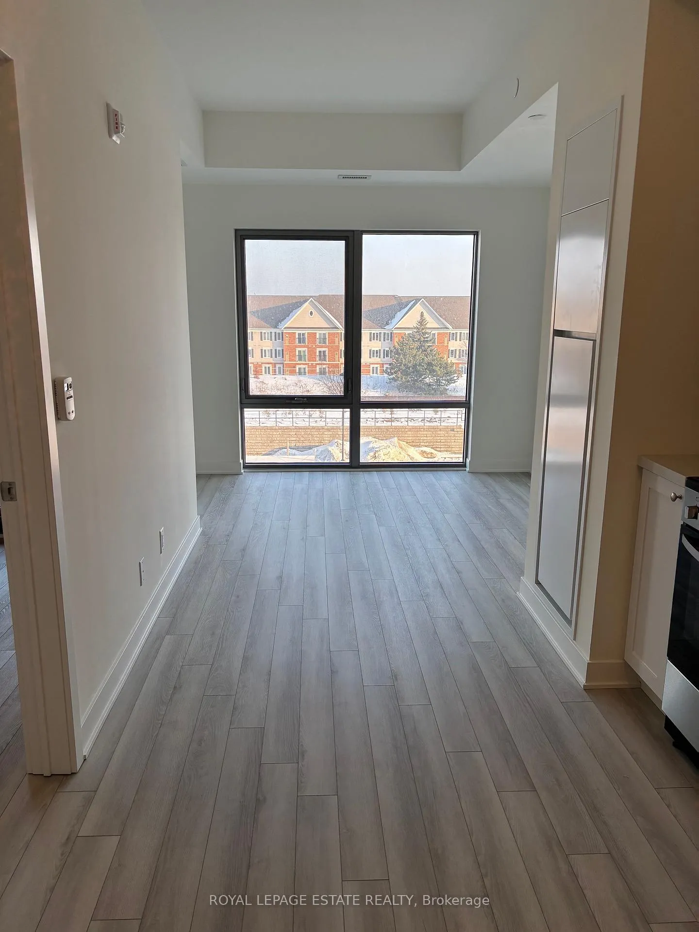 Photo 8 of Unit 404, 51 Clarington Boulevard, Clarington, Bowmanville — HOMEH
