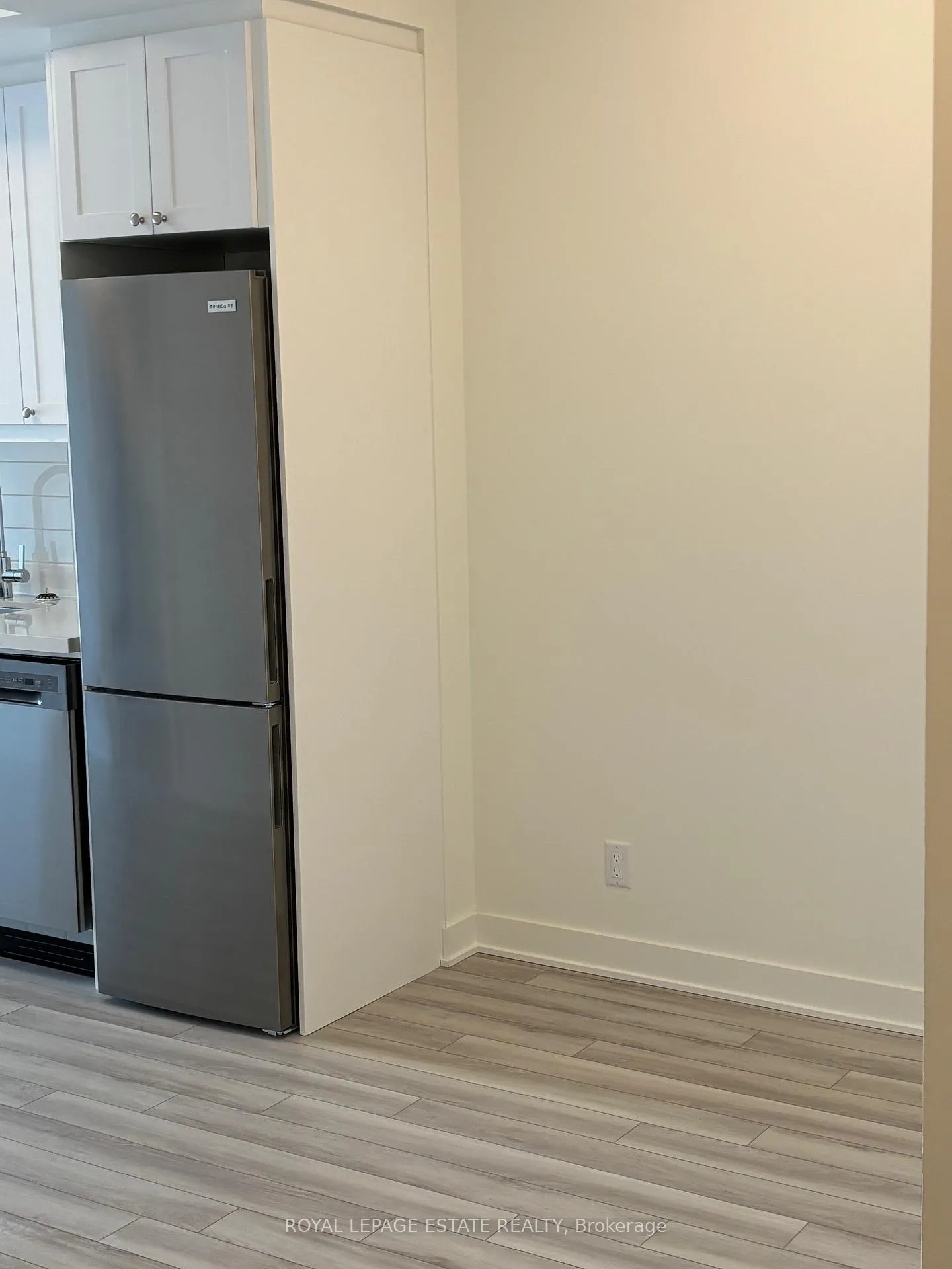 Photo 9 of Unit 404, 51 Clarington Boulevard, Clarington, Bowmanville — HOMEH