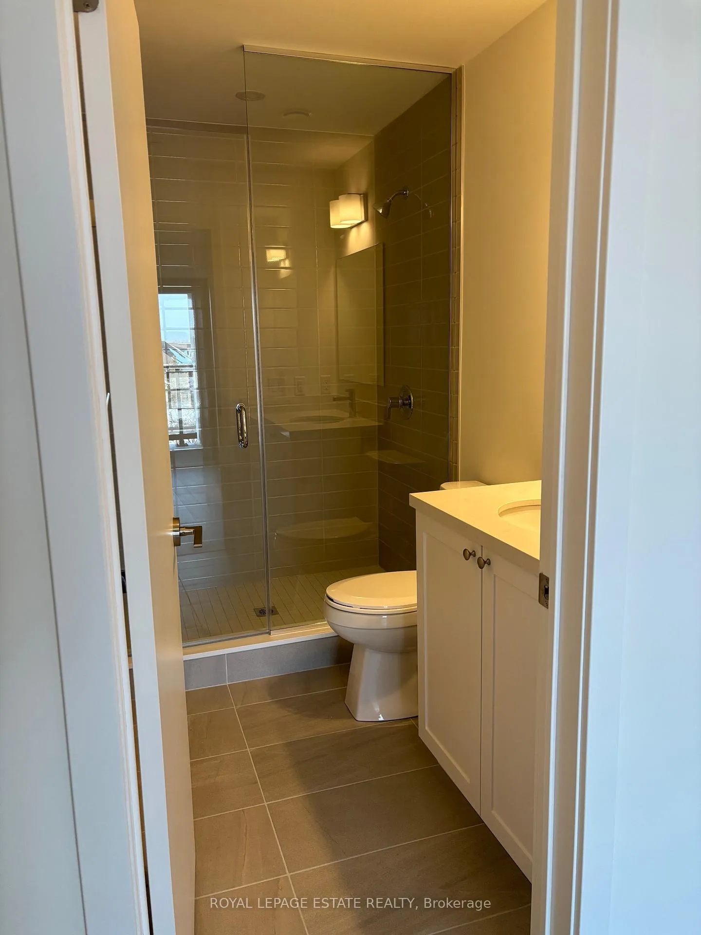 Photo 16 of Unit 404, 51 Clarington Boulevard, Clarington, Bowmanville — HOMEH
