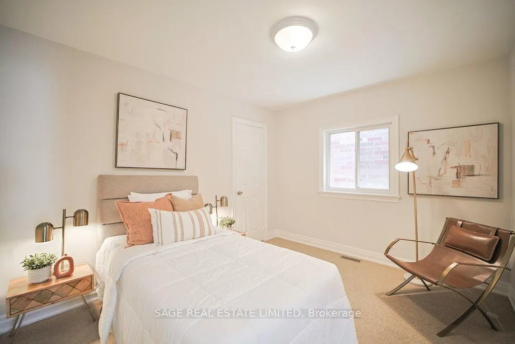 Photo 19 of 19 Estoril Terrace, Toronto, Weston-Pellam Park — HOMEH